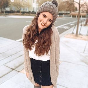 Meet your Posher, Esther